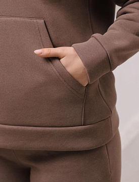 Цвет 2025 года по Pantone: Mocha Mousse – тренд, который нельзя пропустить